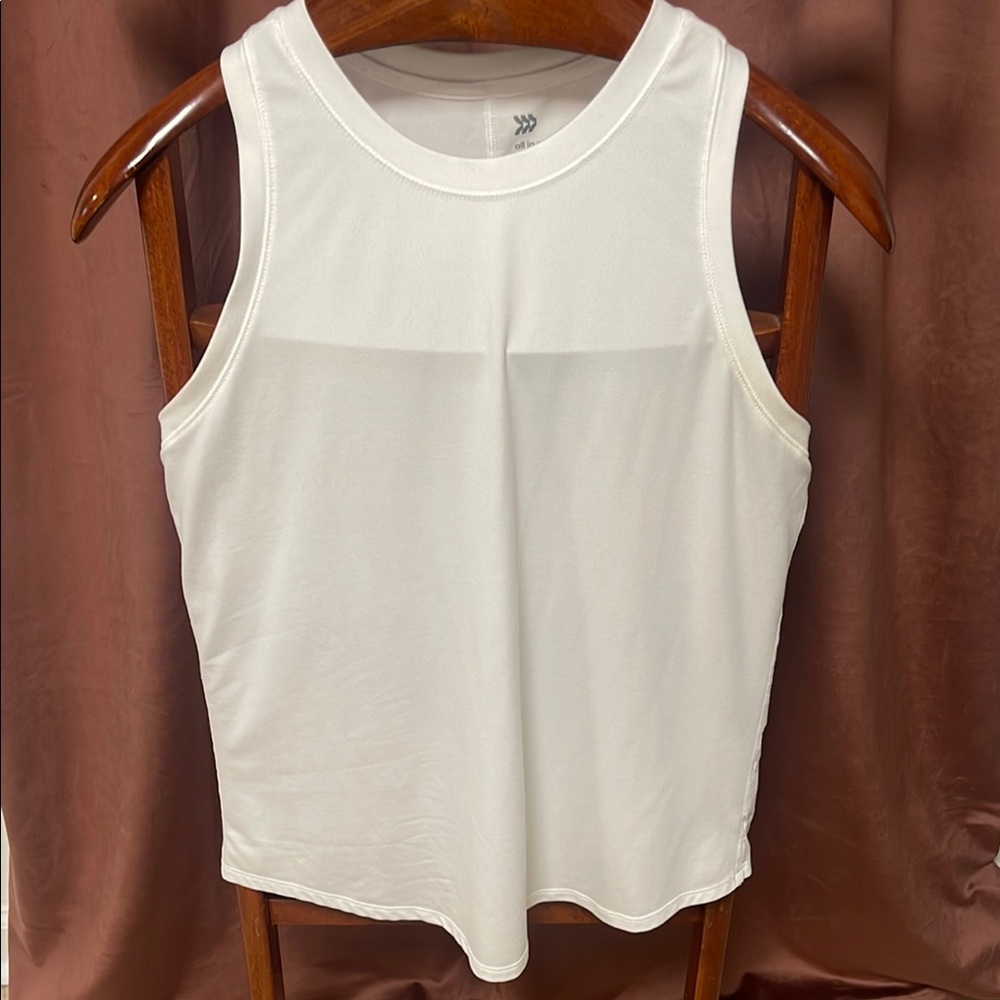 All in Motion Racerback White Tank Top sz M
